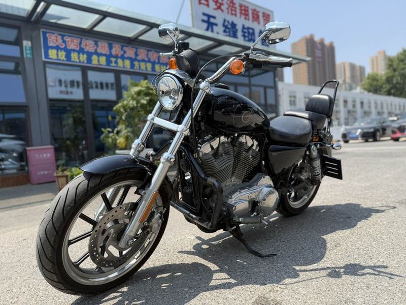 二手哈雷戴维森883L SuperLow