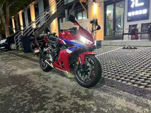 二手本田CBR650R