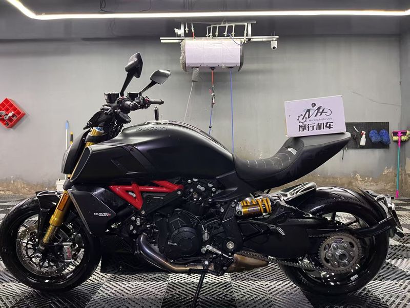 二手杜卡迪Diavel 