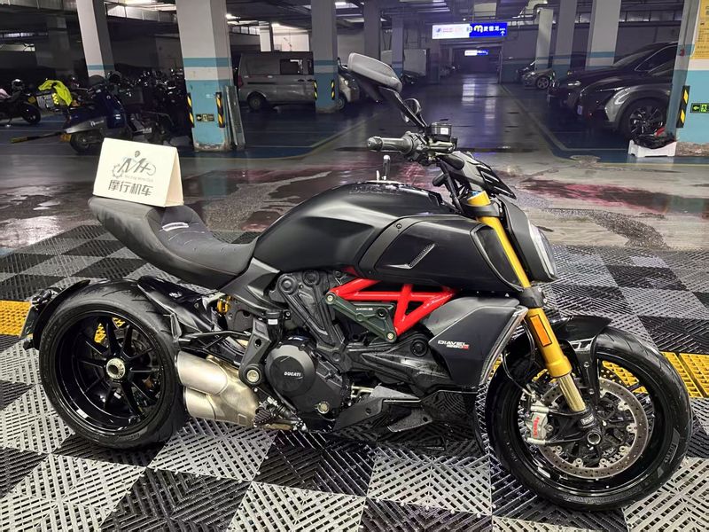 二手杜卡迪Diavel 