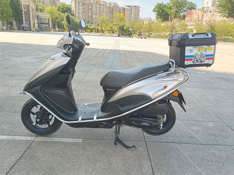 二手新大洲本田NS125D
