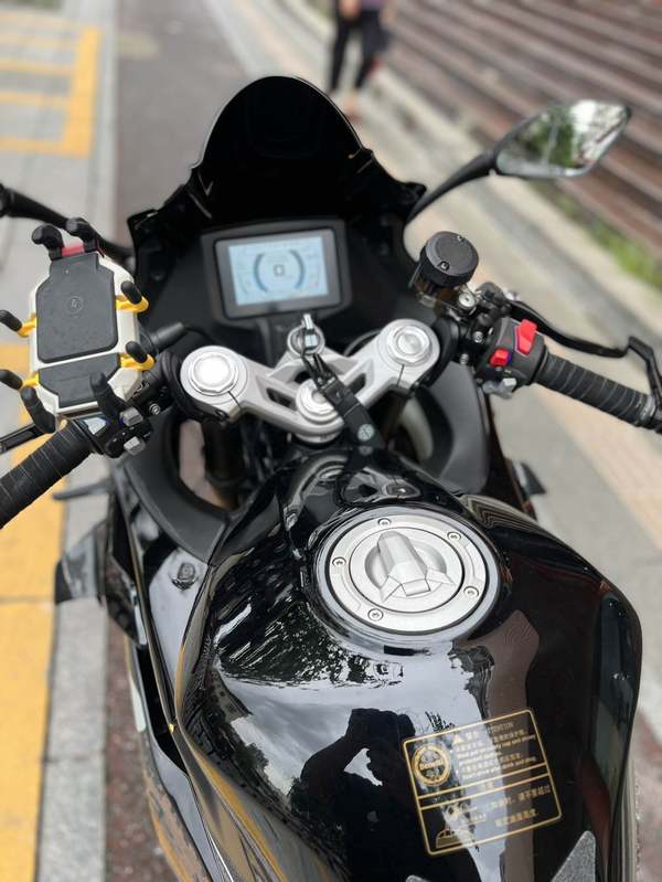 二手贝纳利龙卷风 Tornado 402R
