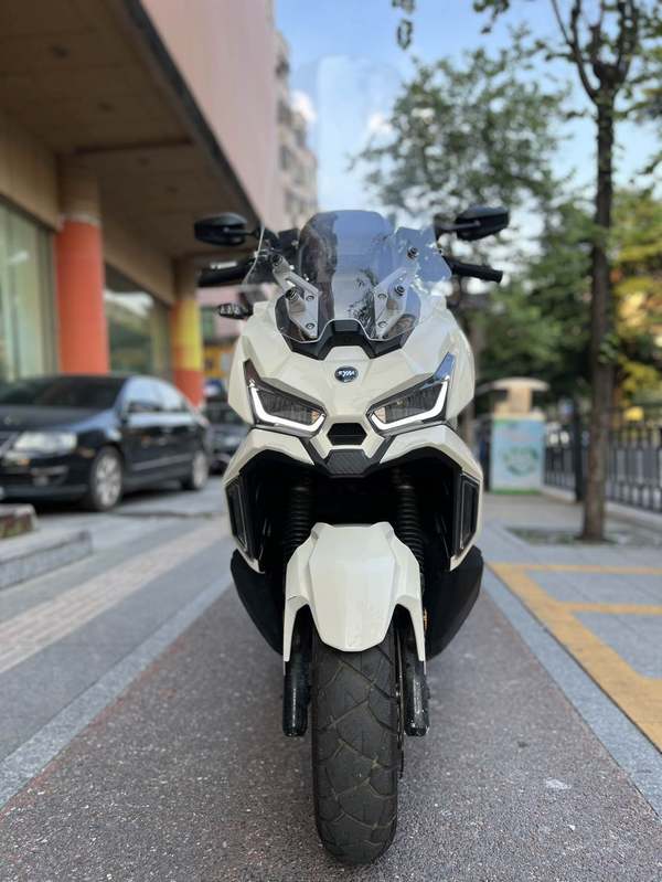 二手三阳哈士奇 Husky ADV150