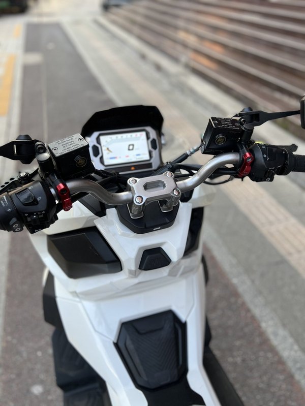 二手三阳哈士奇 Husky ADV150