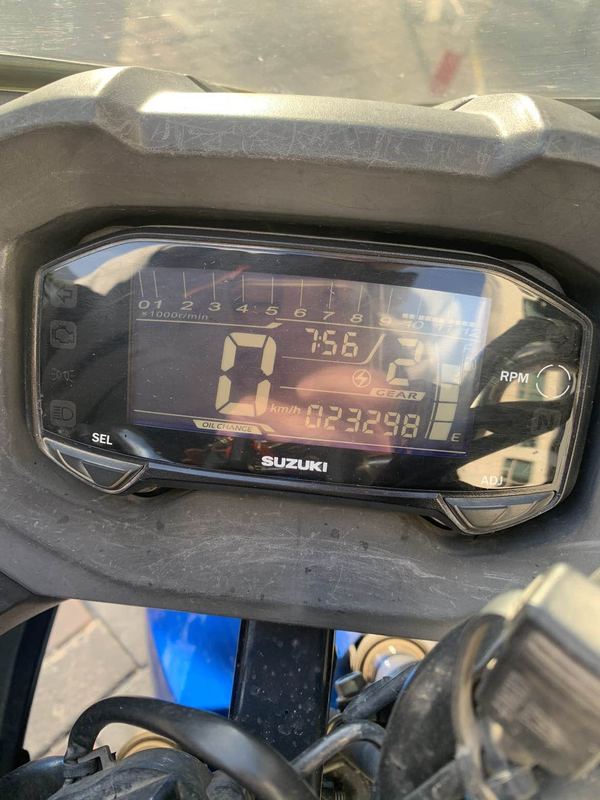 二手济南铃木极客飒 Gixxer 155