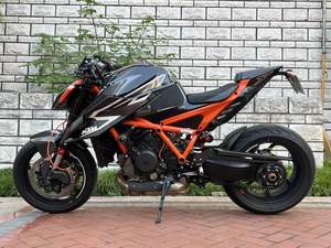 二手KTMR2R1290 Super Duke