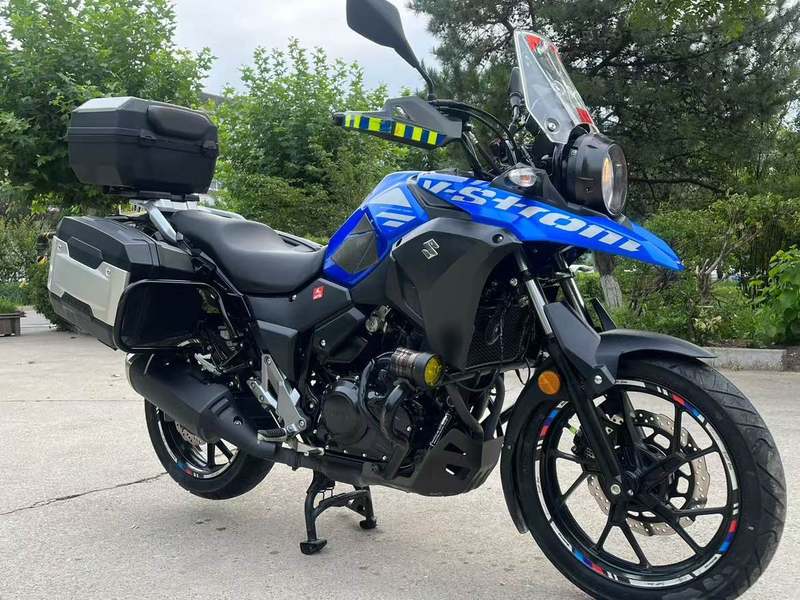 二手豪爵铃木DL250
