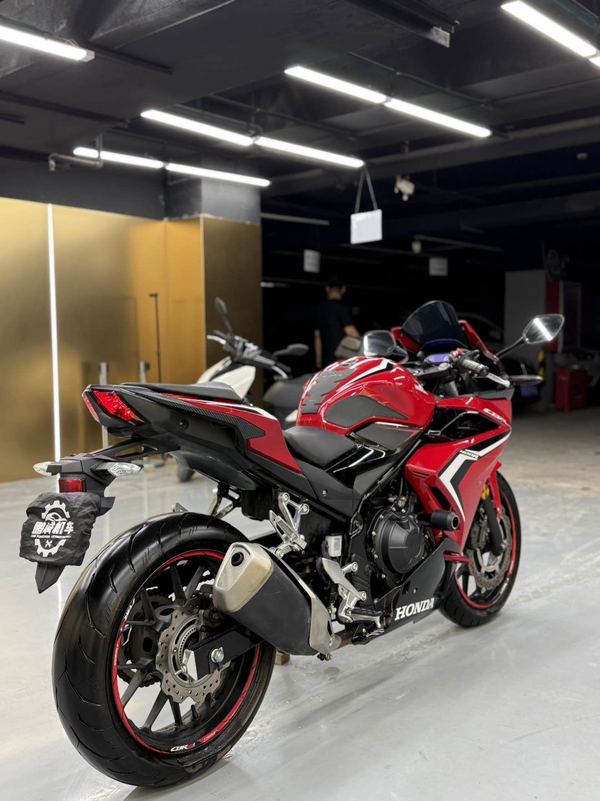 二手本田CBR400R