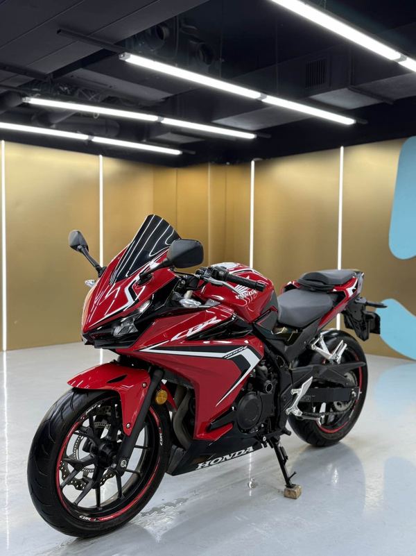 二手本田CBR400R