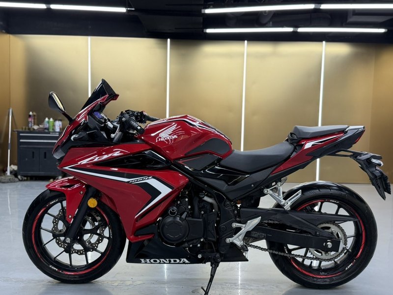 二手本田CBR400R