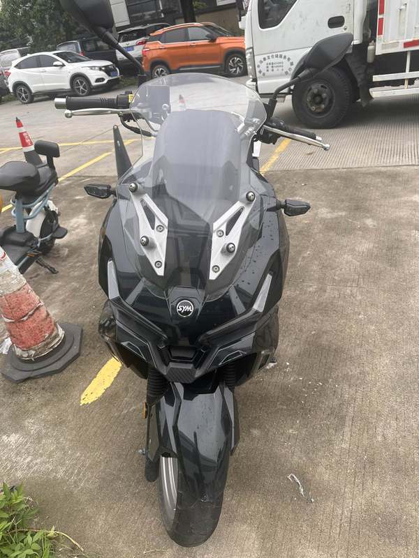 二手三阳哈士奇 Husky ADV150