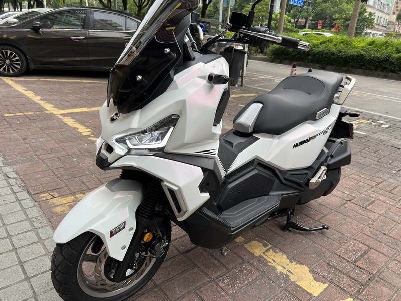 二手三阳哈士奇 Husky ADV150