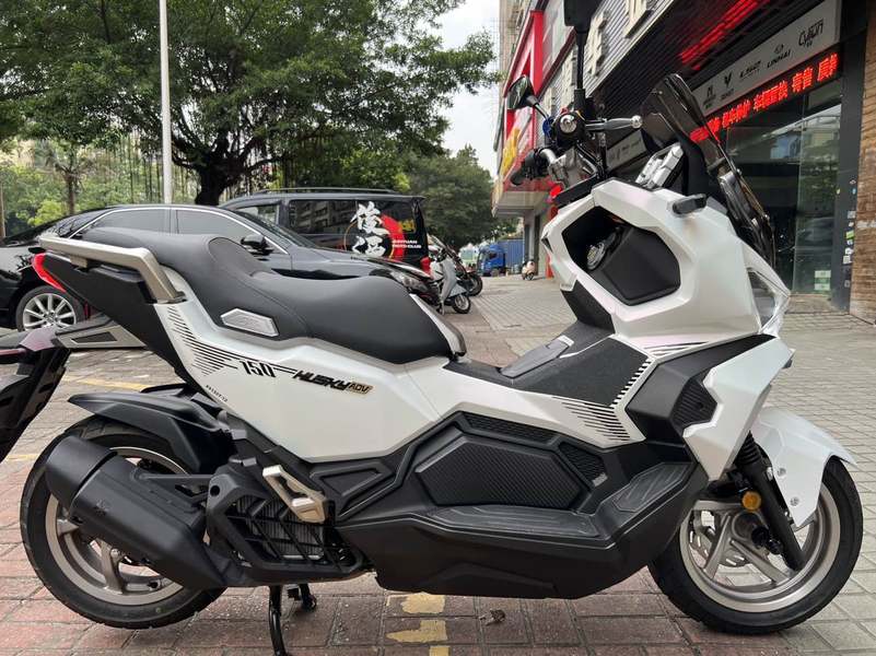 二手三阳哈士奇 Husky ADV150
