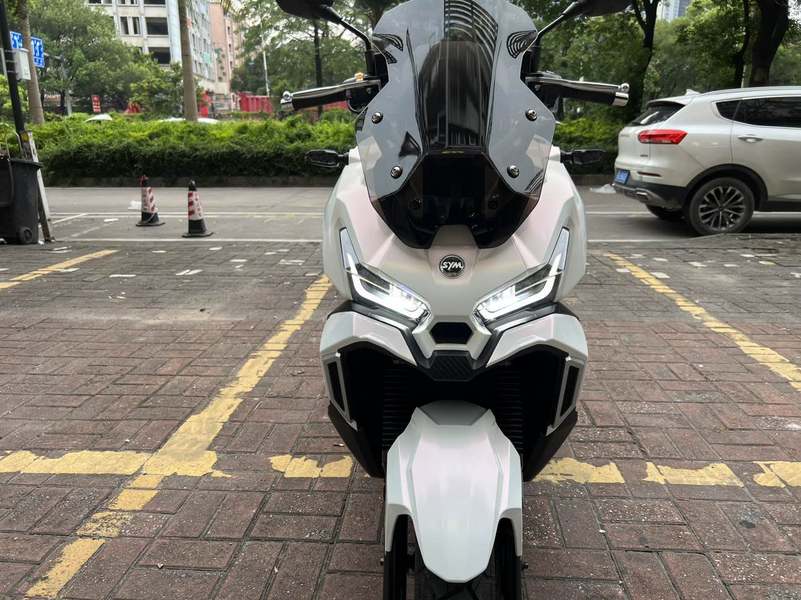 二手三阳哈士奇 Husky ADV150