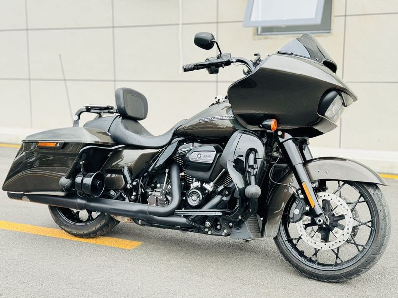 二手哈雷戴维森公路滑翔 Road Glide