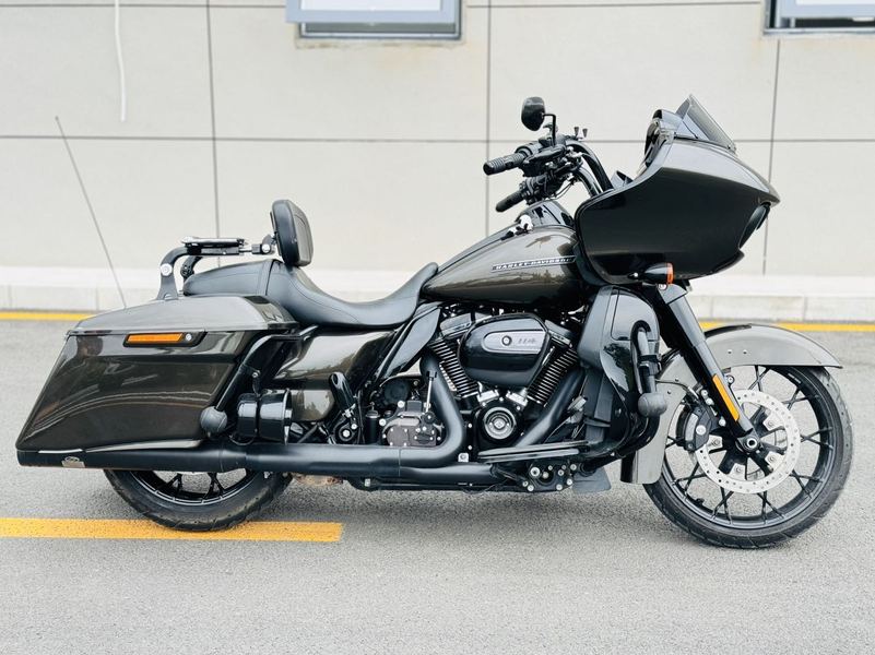 二手哈雷戴维森公路滑翔 Road Glide
