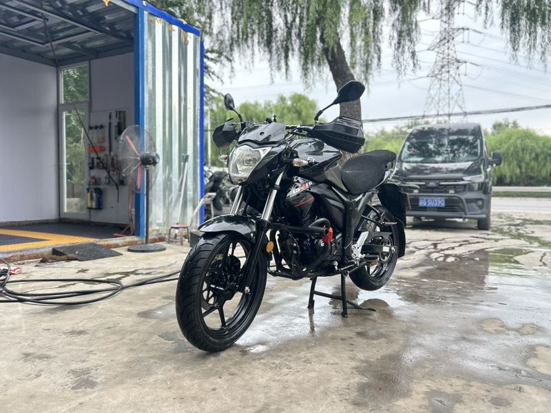二手济南铃木极客飒 Gixxer 155 NK