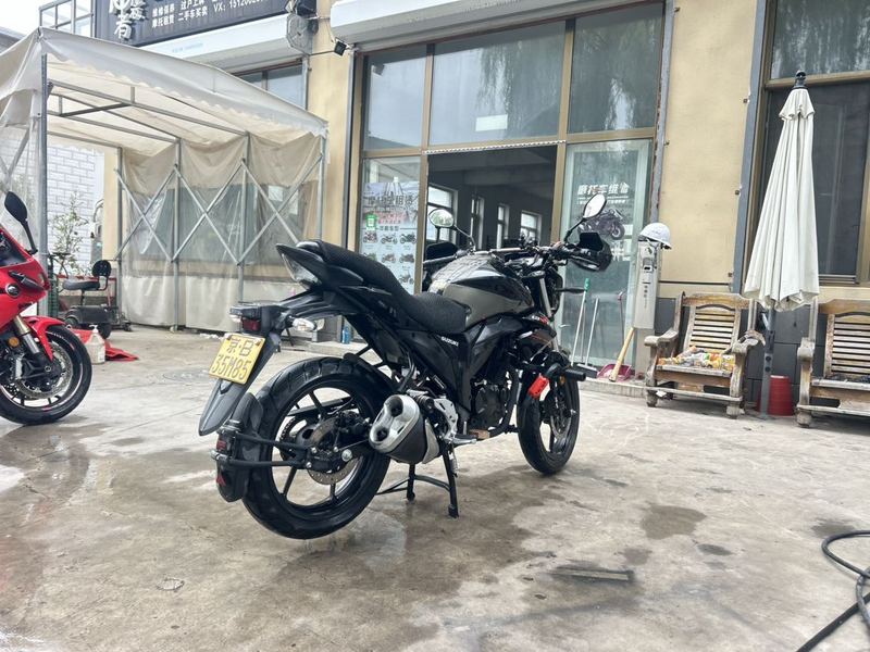二手济南铃木极客飒 Gixxer 155 NK