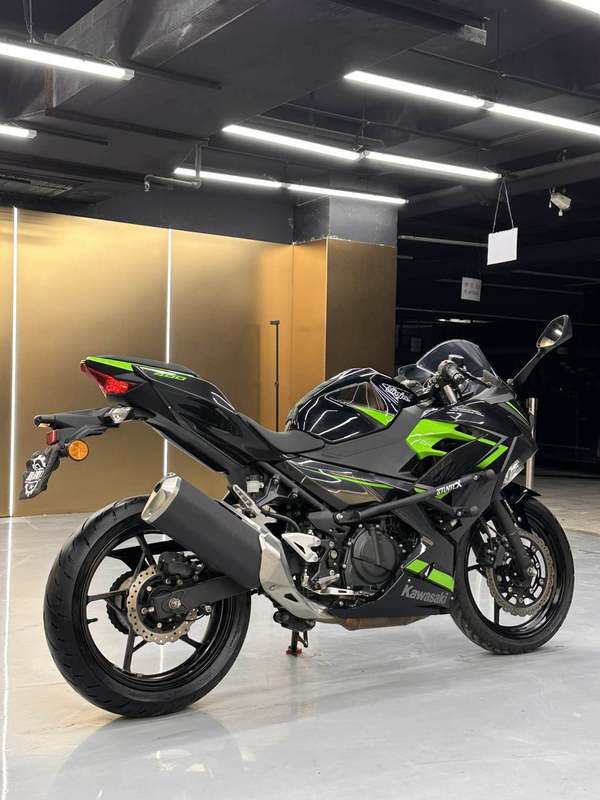二手川崎Ninja 400