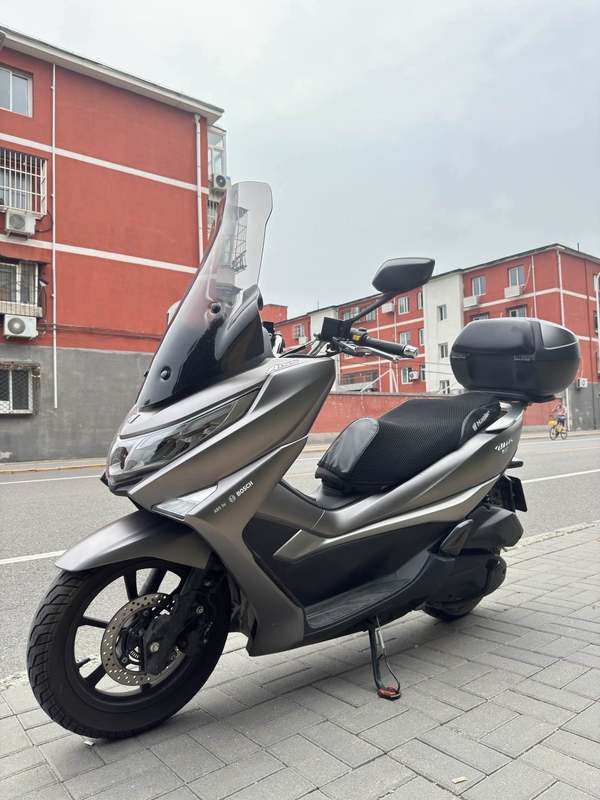 二手豪爵UHR150