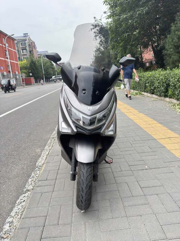二手豪爵UHR150