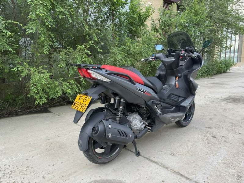 二手阿普利亚SR GT 200