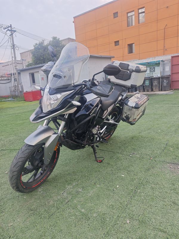 二手五羊本田猛鸷 CB190X