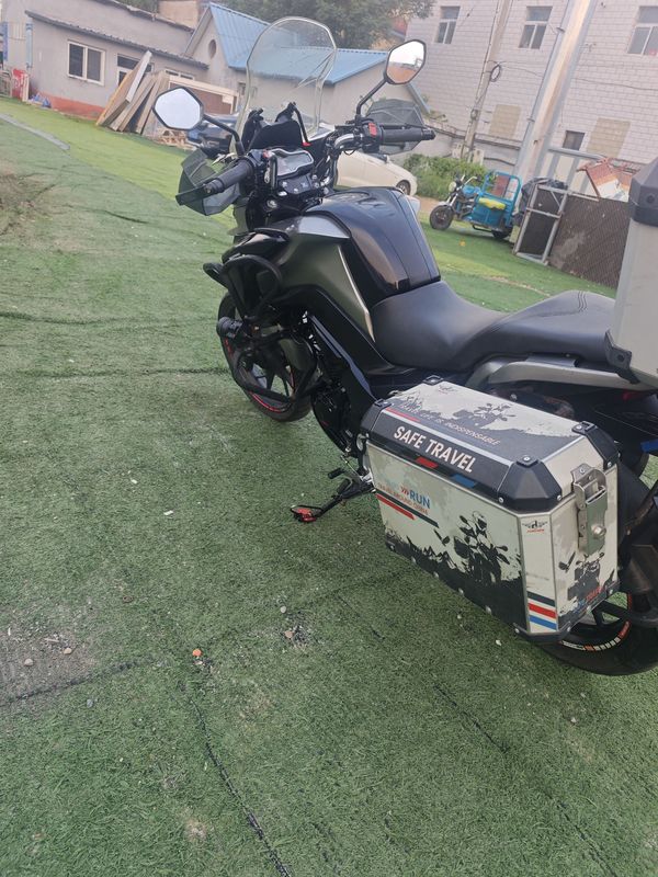 二手五羊本田猛鸷 CB190X