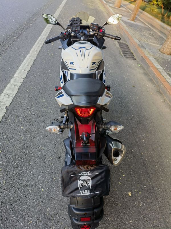 二手豪爵铃木GSX250R