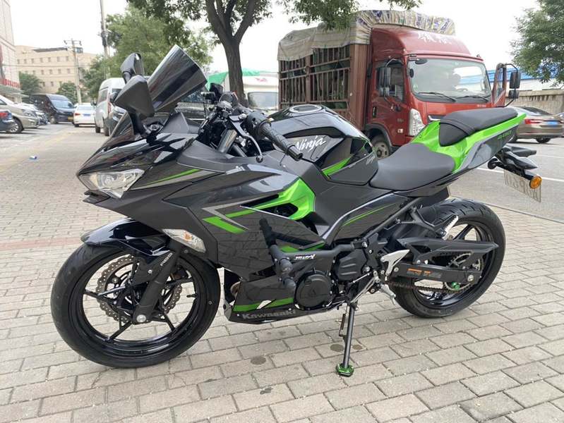 二手川崎Ninja 400