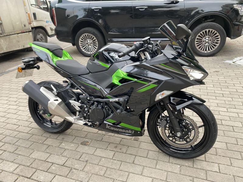 二手川崎Ninja 400