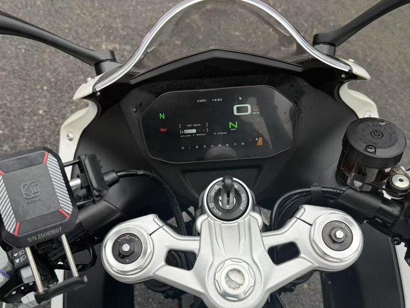 二手QJMOTOR赛600