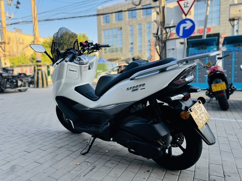二手豪爵UHR150
