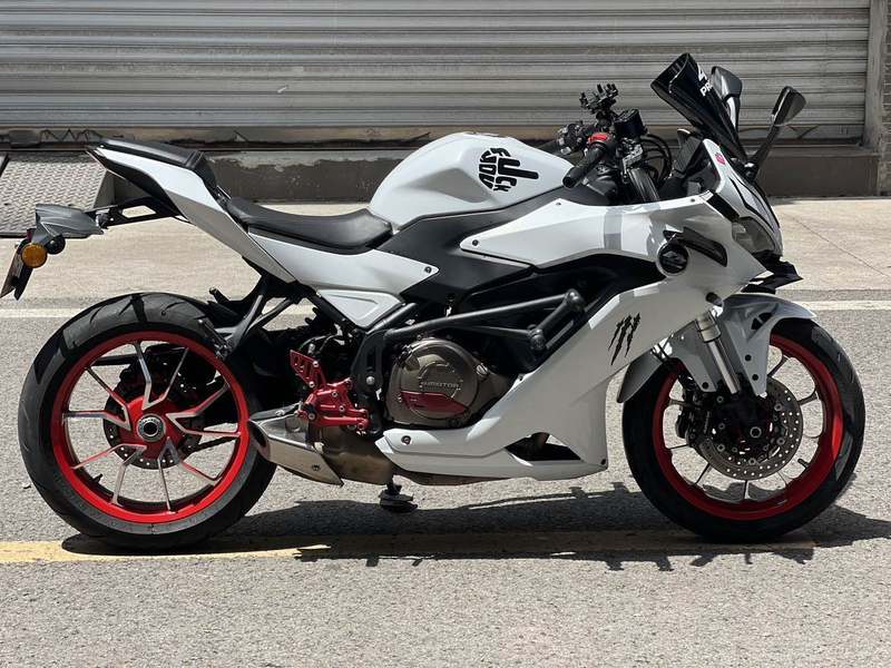 二手QJMOTOR赛400