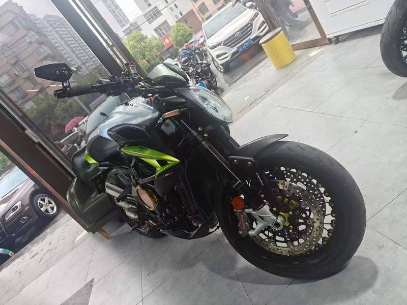 二手奥古斯塔Dragster 800
