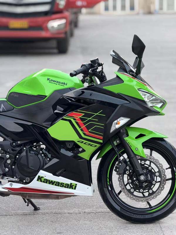 二手川崎Ninja 400
