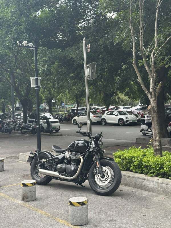 二手凯旋Bonneville Bobber