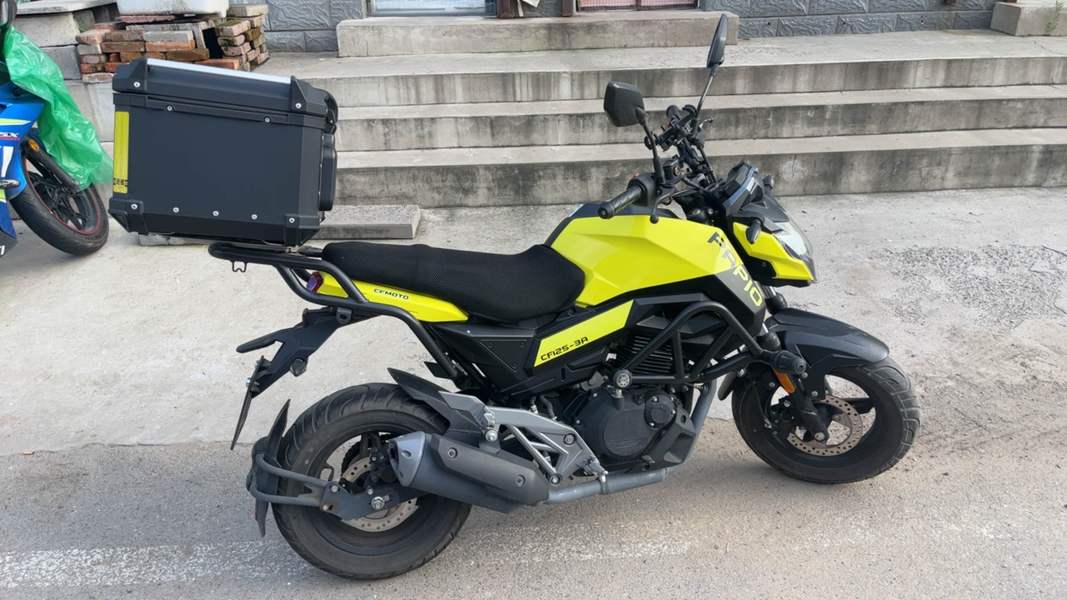 二手春风ST狒狒