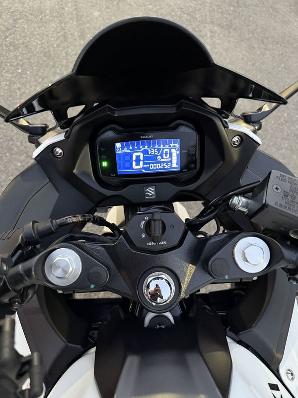 二手豪爵铃木GSX250R