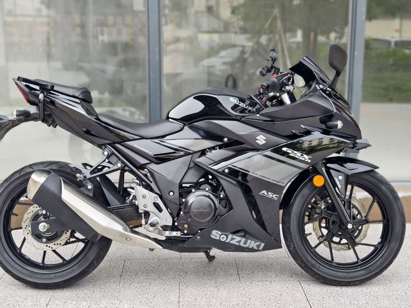二手豪爵铃木GSX250R