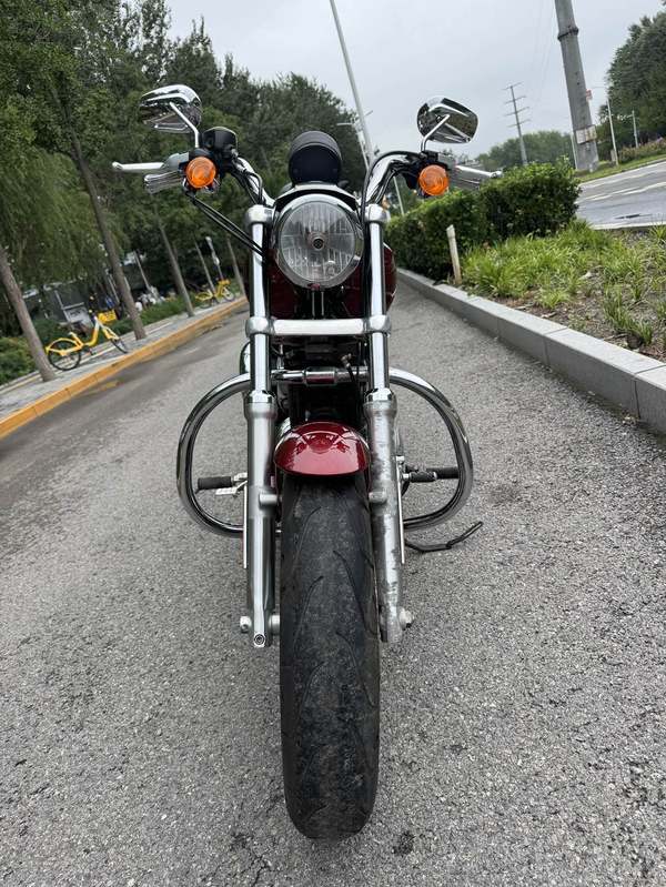 二手哈雷戴维森883L SuperLow