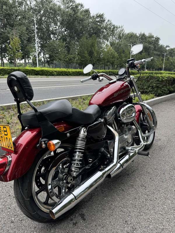 二手哈雷戴维森883L SuperLow