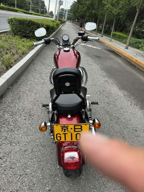 二手哈雷戴维森883L SuperLow