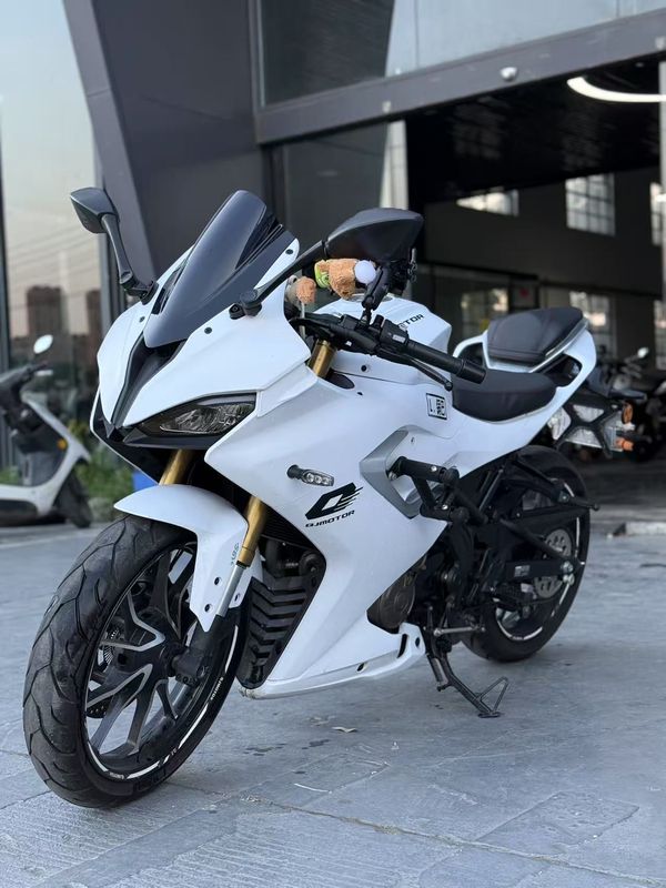 二手QJMOTOR赛250