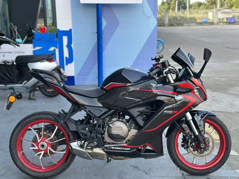 二手QJMOTOR赛400