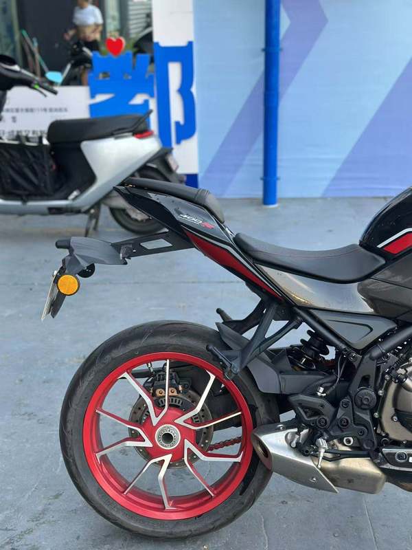 二手QJMOTOR赛400
