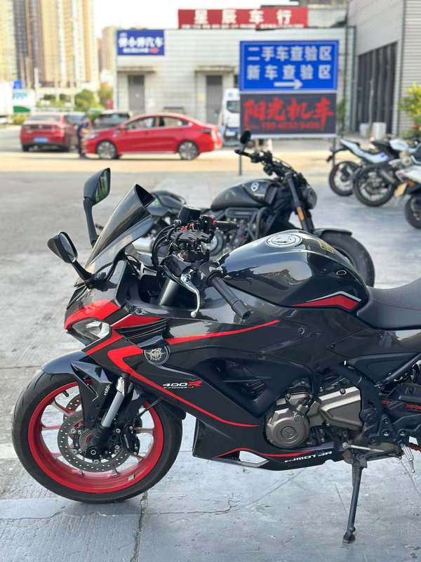 二手QJMOTOR赛400