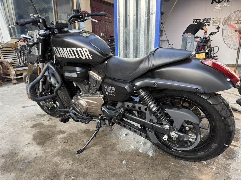 二手QJMOTOR闪300