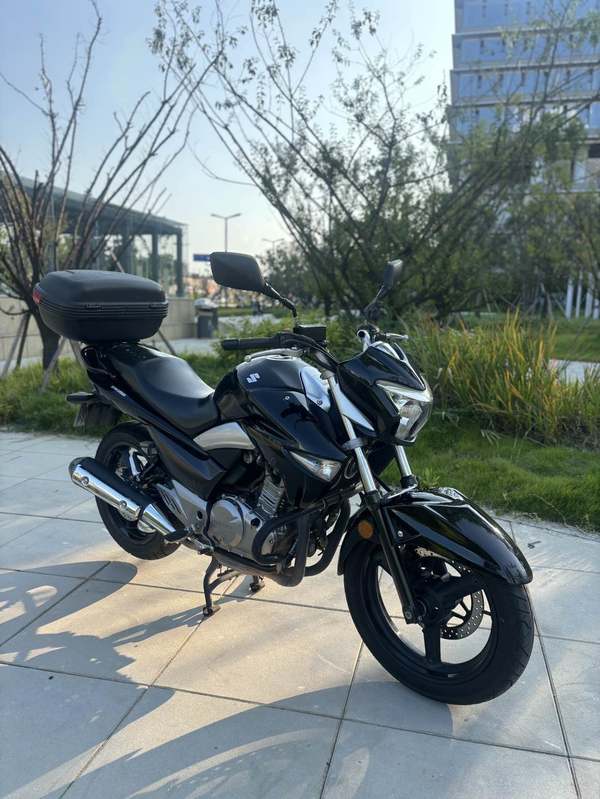 二手豪爵铃木骊驰 GW250