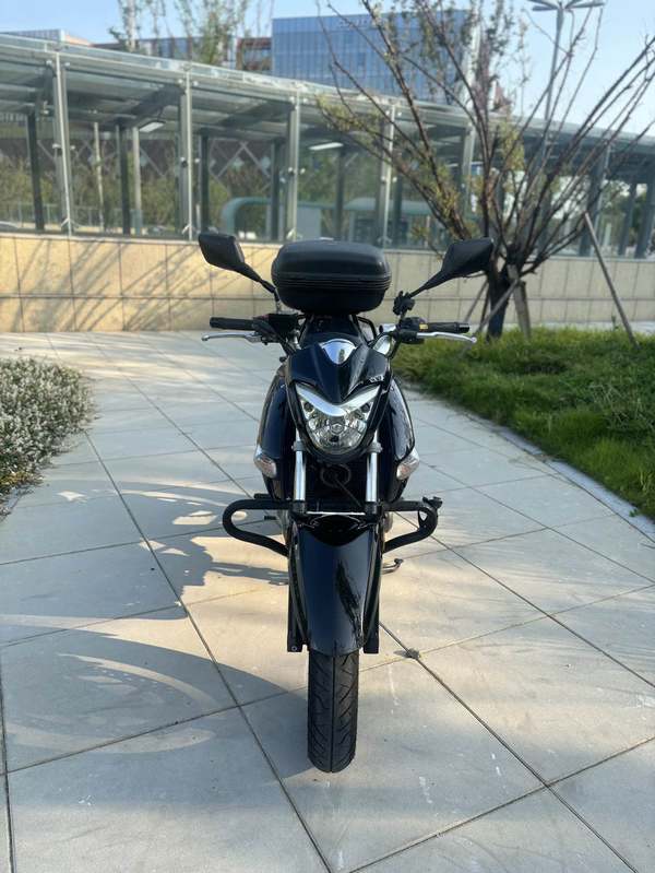 二手豪爵铃木骊驰 GW250